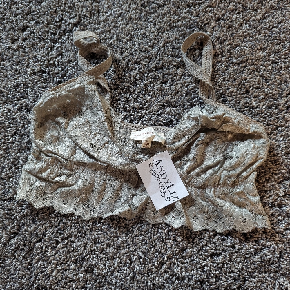 Flawless lace bralette size Medium